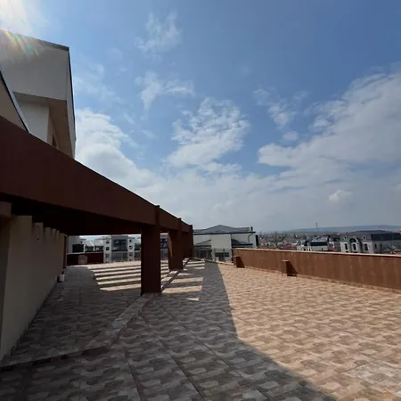 דירה Penthouse - 2camere 80mp Cu Terasa 83mp קריובה