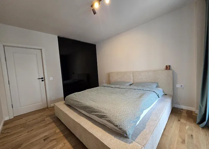 Penthouse - 2camere 80mp Cu Terasa 83mp * Craiova